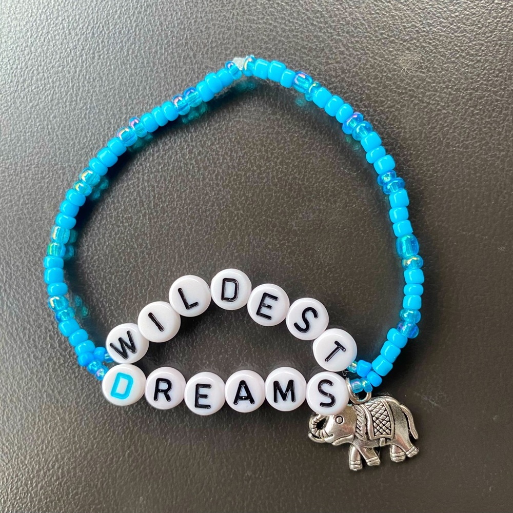 Taylor Swift Friendship Bracelet